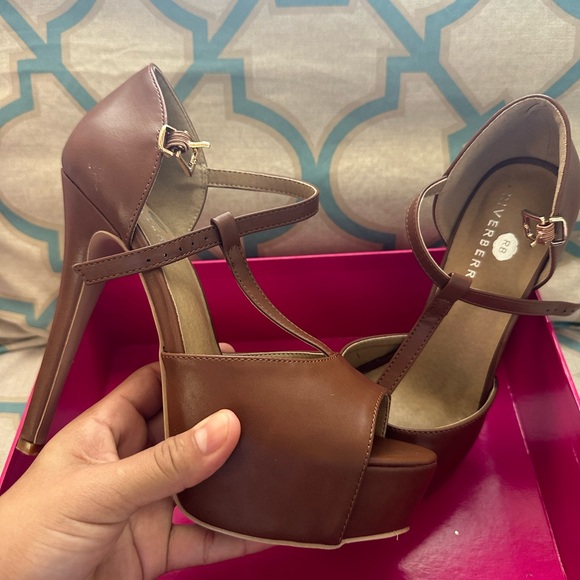 New - Picture 2 of 5